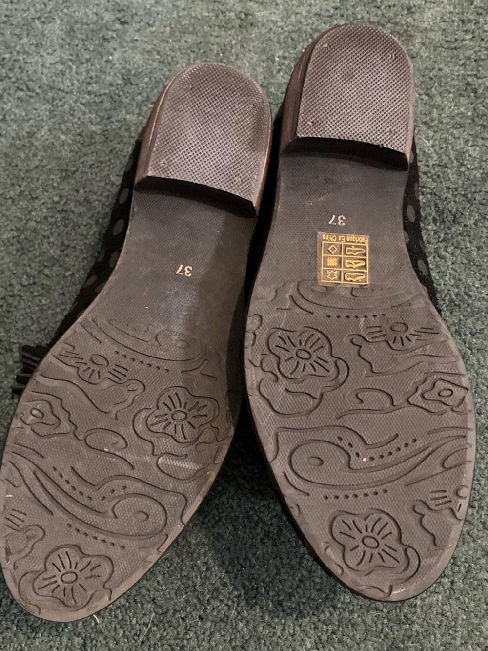 L'artiste Black Loafers with Brown Polka Dots and Tassels - Picture 2 of 5